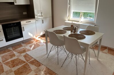Bright kitchen & dining area – 2-room apartment for short-term rental & temporary housing for 1 to 6 months in Bergheim