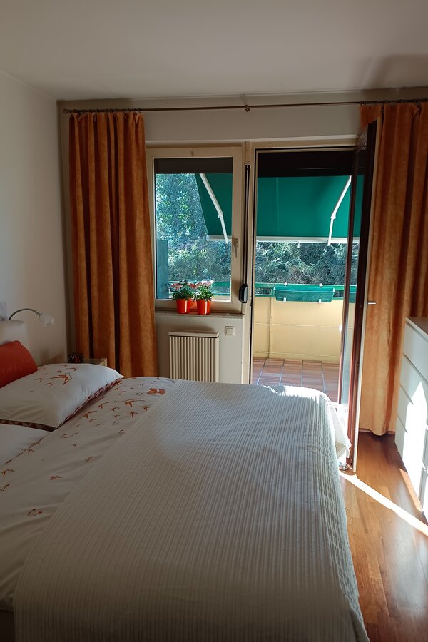 Schlafzimmer / Balkon