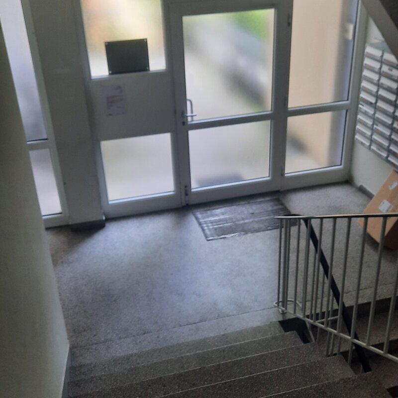 Treppenhaus, Ausgang, Erdgeschoss | © Evelyn Gschwandtner