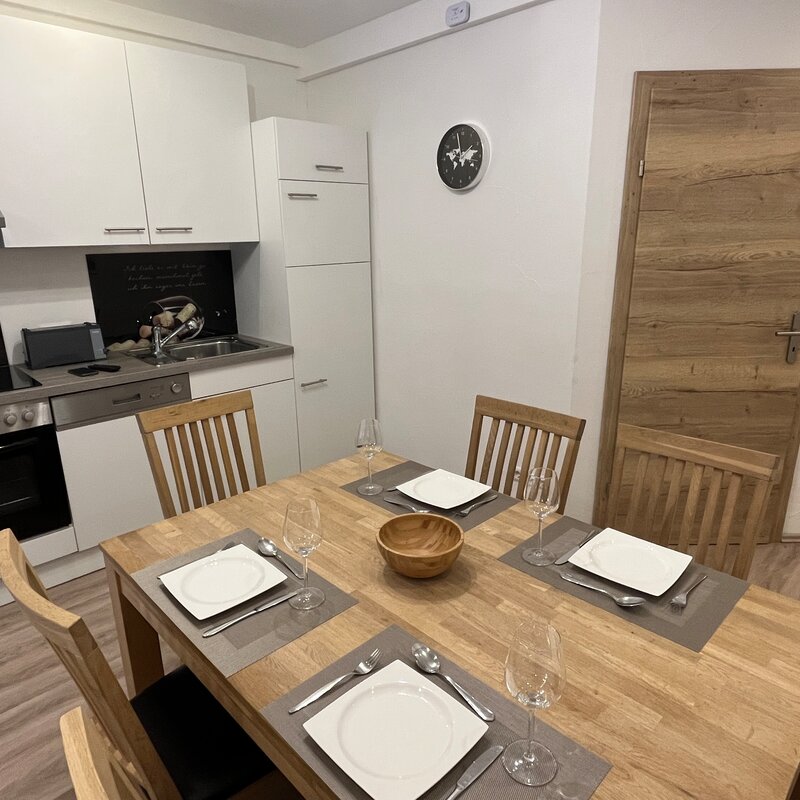 Küche und Essbereich