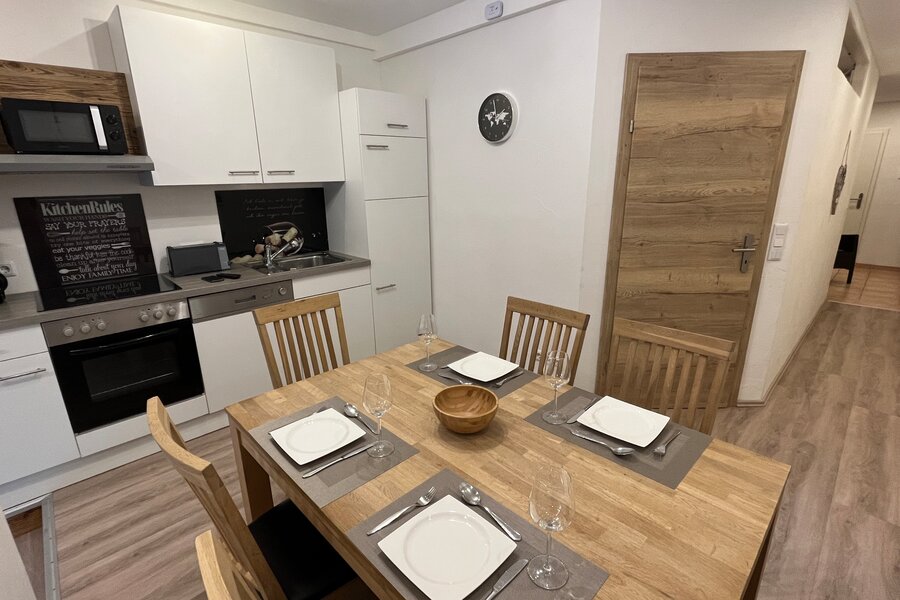 Küche und Essbereich