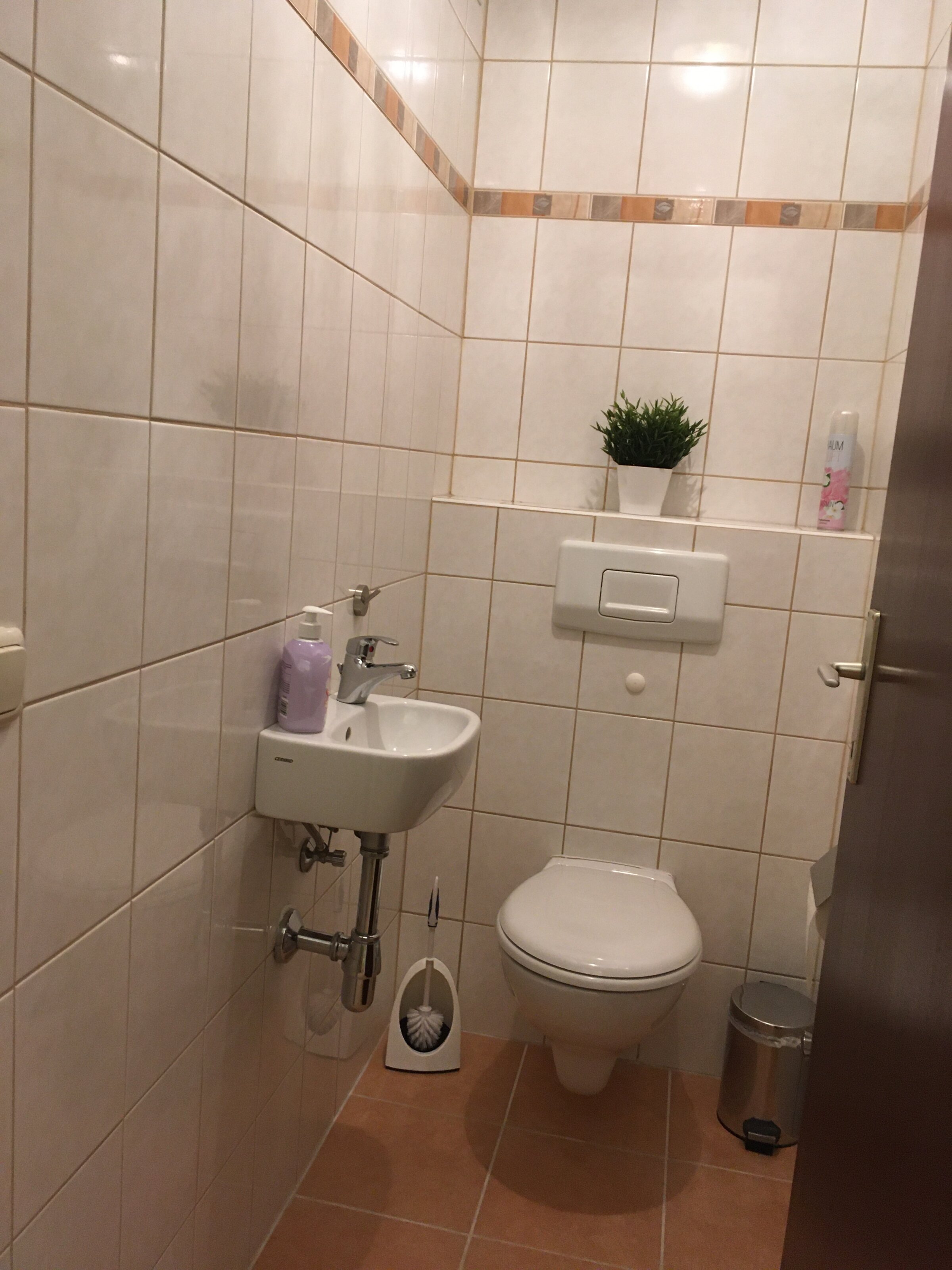 zusätzliches gesondertes WC