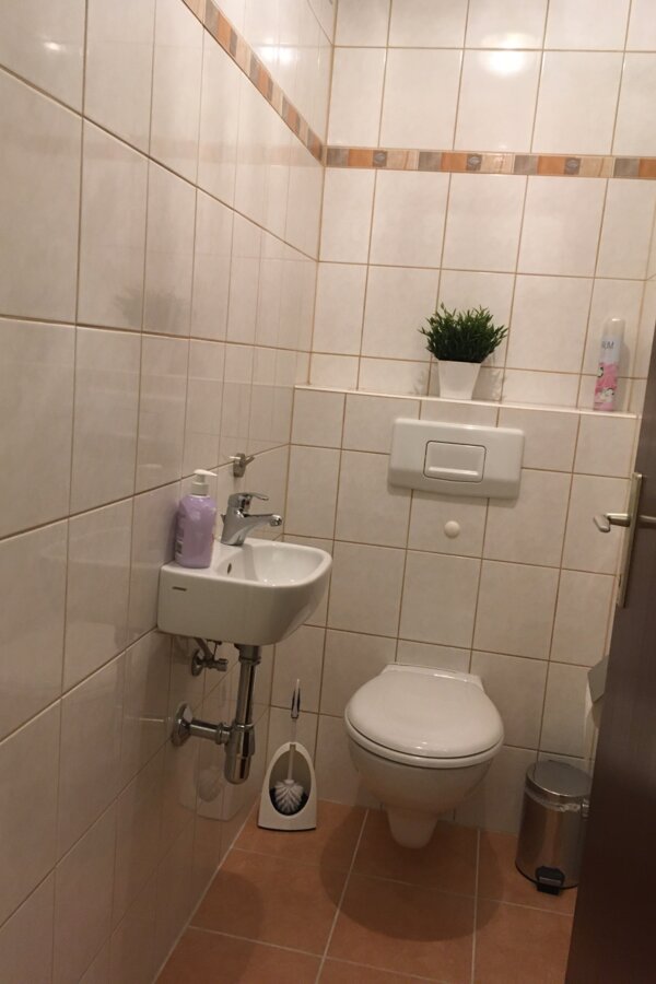 zusätzliches gesondertes WC