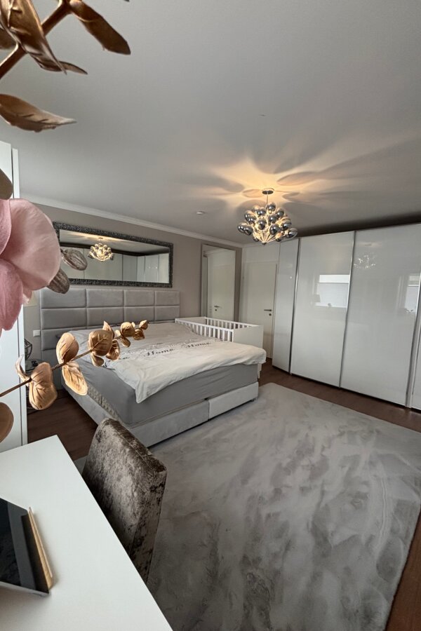 bis zu 2 Erwachsene und 2 Kinder