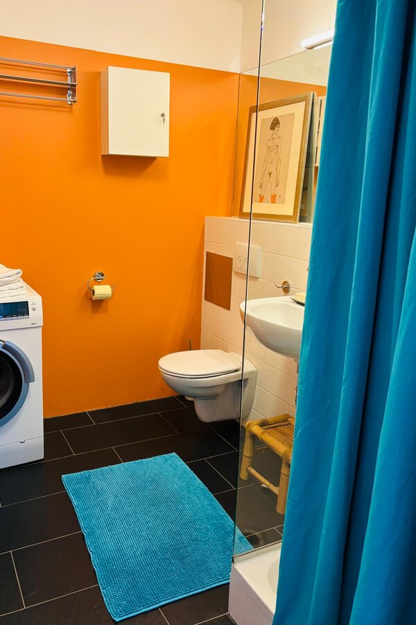 Bad mit Waschmaschine 