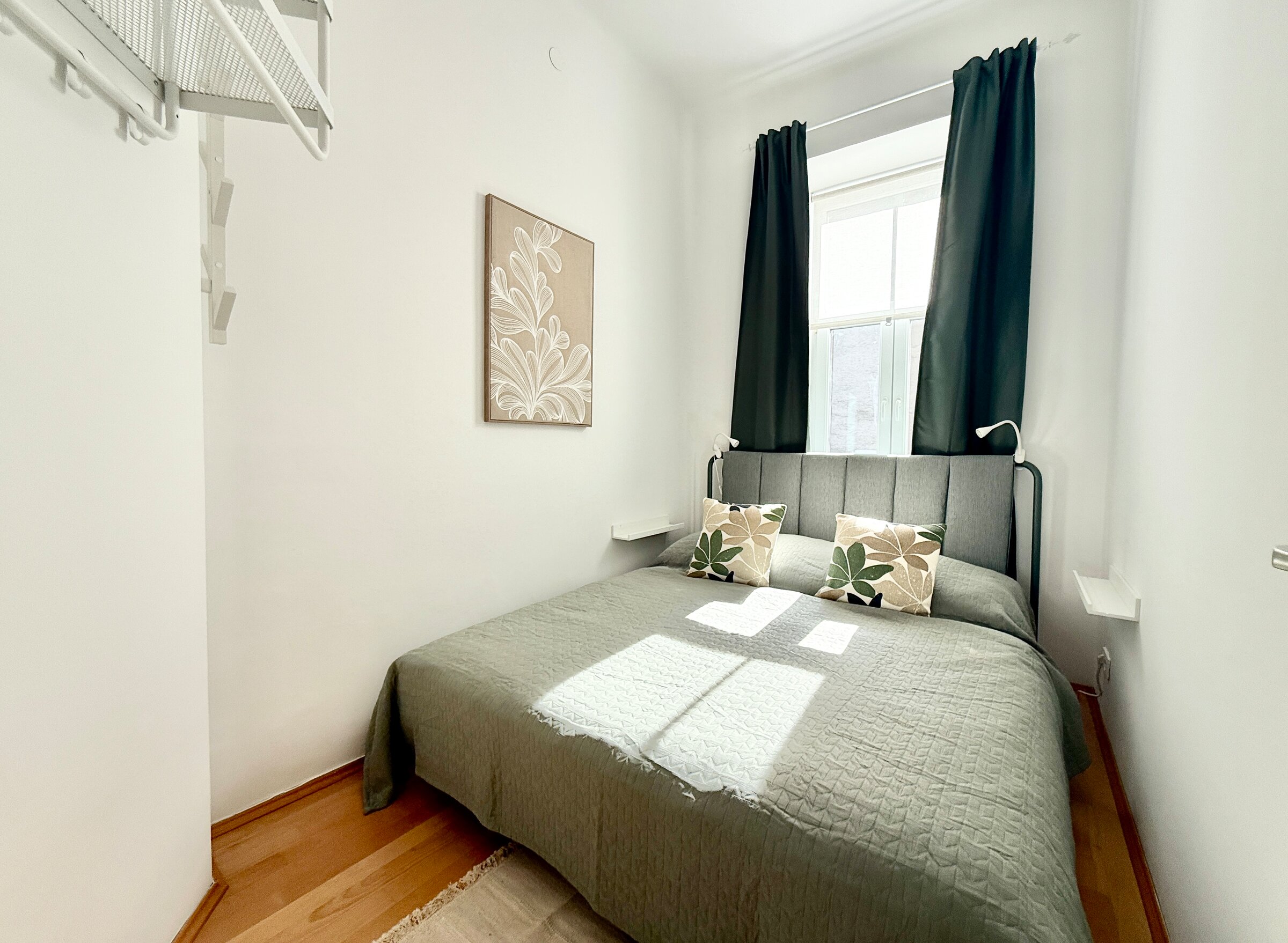 perfect mattress and a window into the green and quiet courtyard