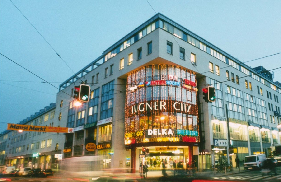 1 Minute away - directly in the city