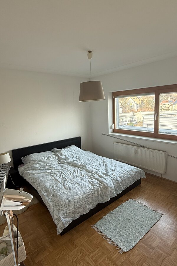 Bett für 2 Personen
