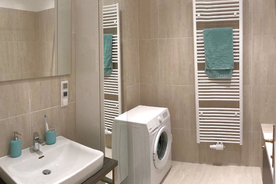Bath room
