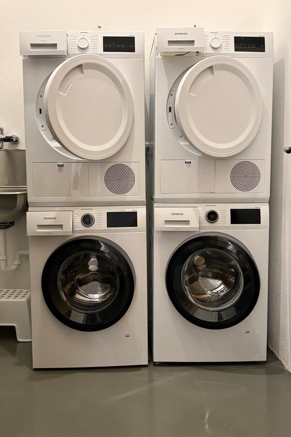 Washing machines and dryers | © The Salt Hallein