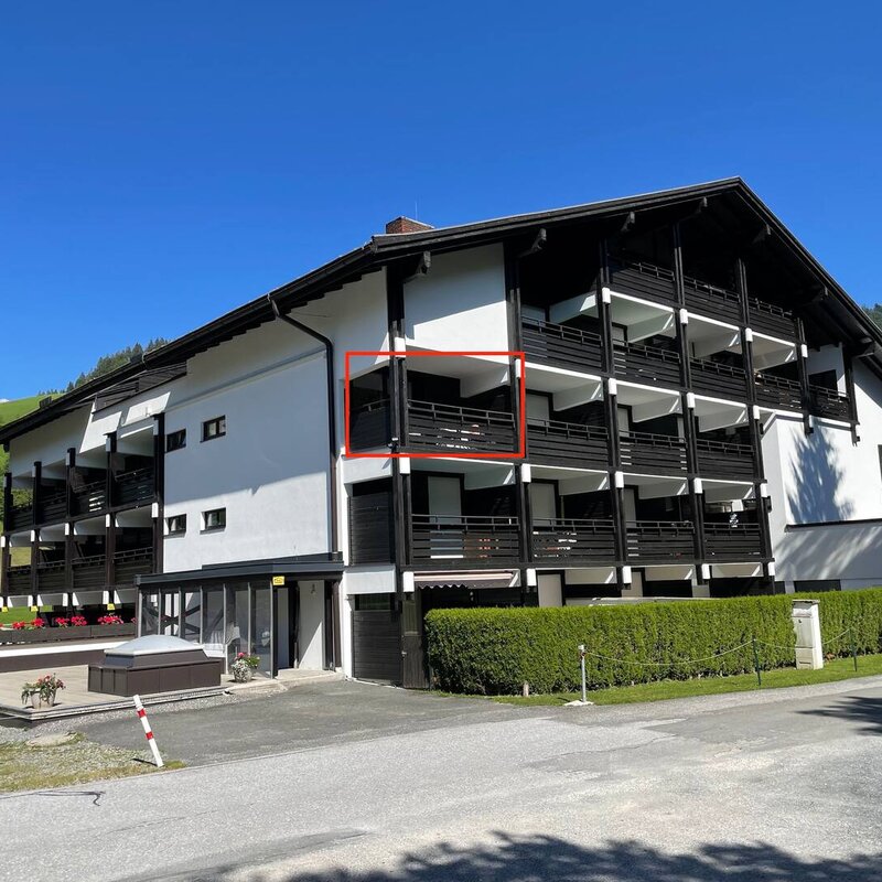 Alpine apartment building – 2-room flat with balcony, short-term rental & temporary housing for 1 to 6 months, Maria Alm
