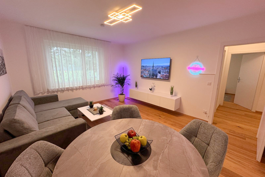 Wohn- Esszimmer