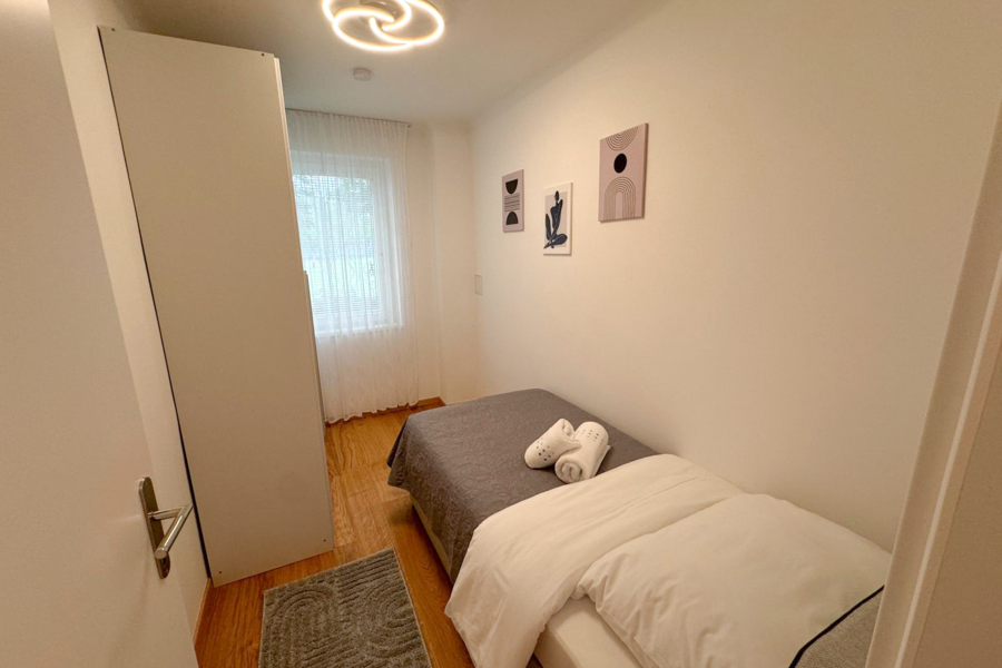 Einzelbett 90x200
