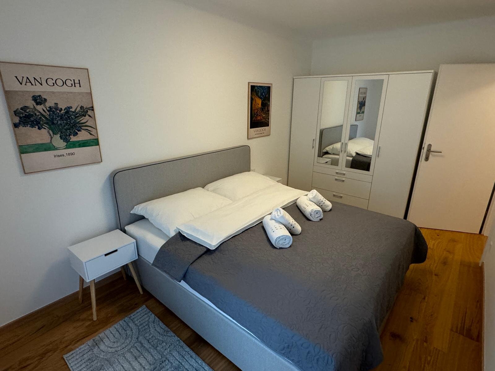 Schlafzimmer 2