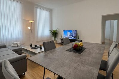 Die Moderne Wiener Altbau-Wohnung genießen