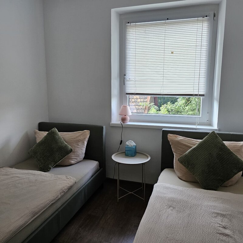 Schlafzimmer 2