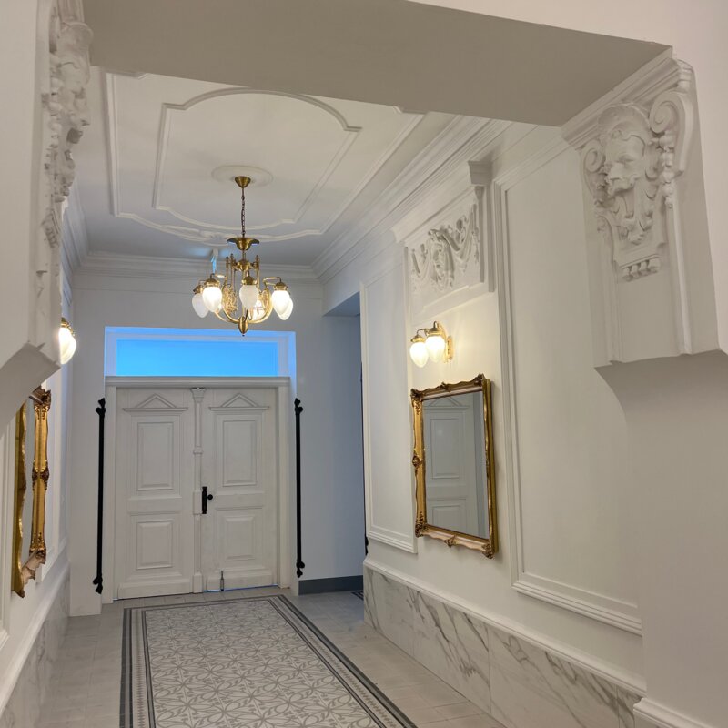 Eingangsbereich Altbau 