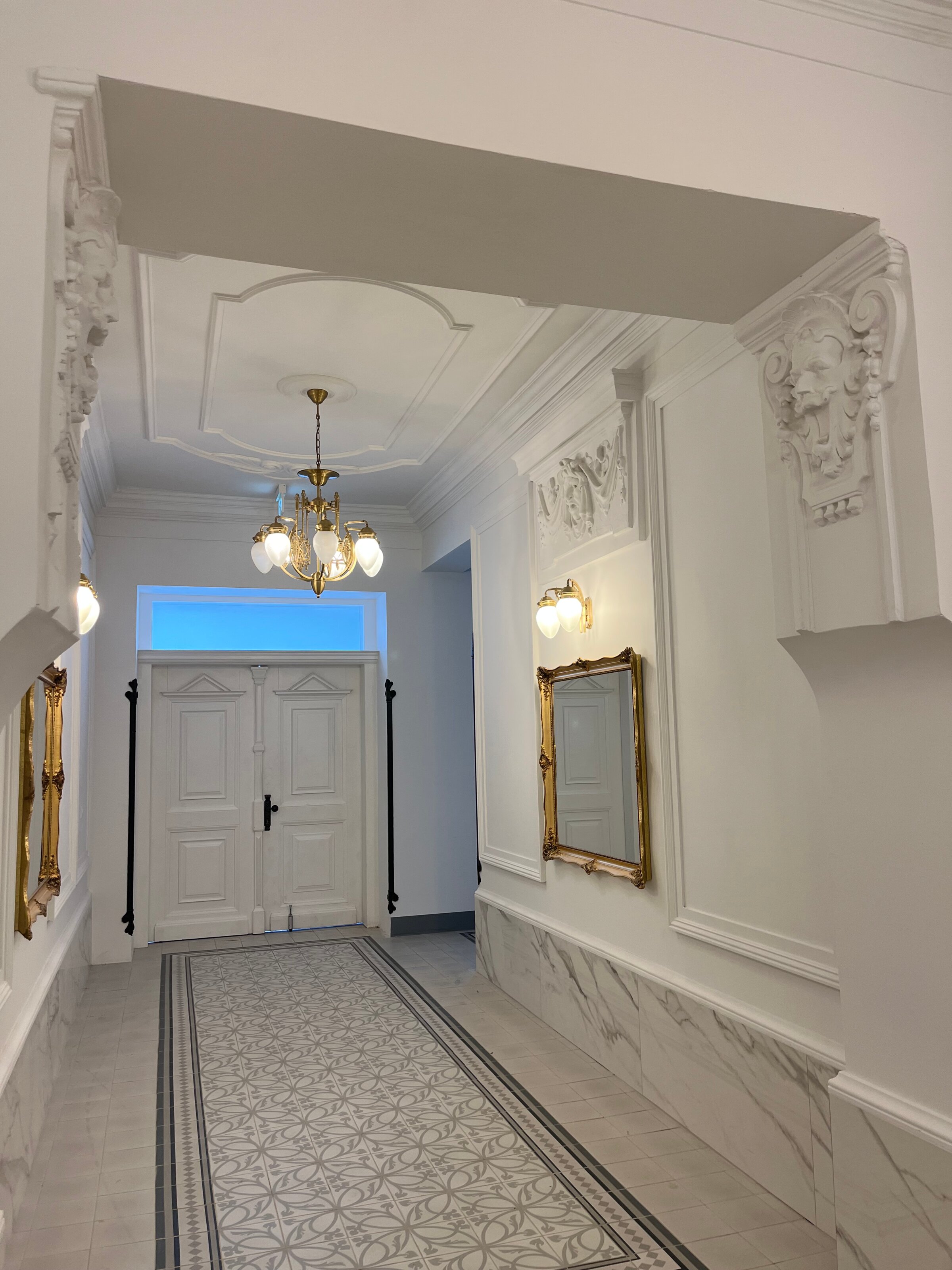 Eingangsbereich Altbau 