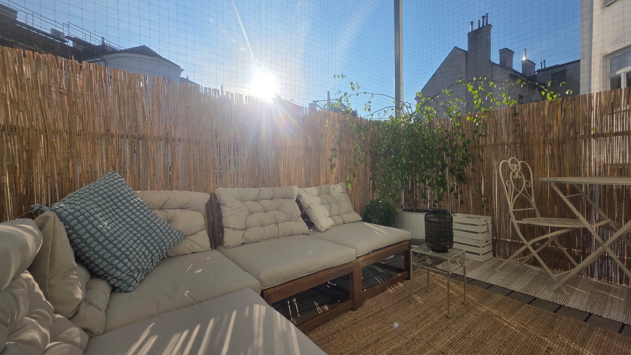 Sunny lounge terrace: 2-room apartment, short-term rental & temporary housing for 1 to 6 months in Vienna