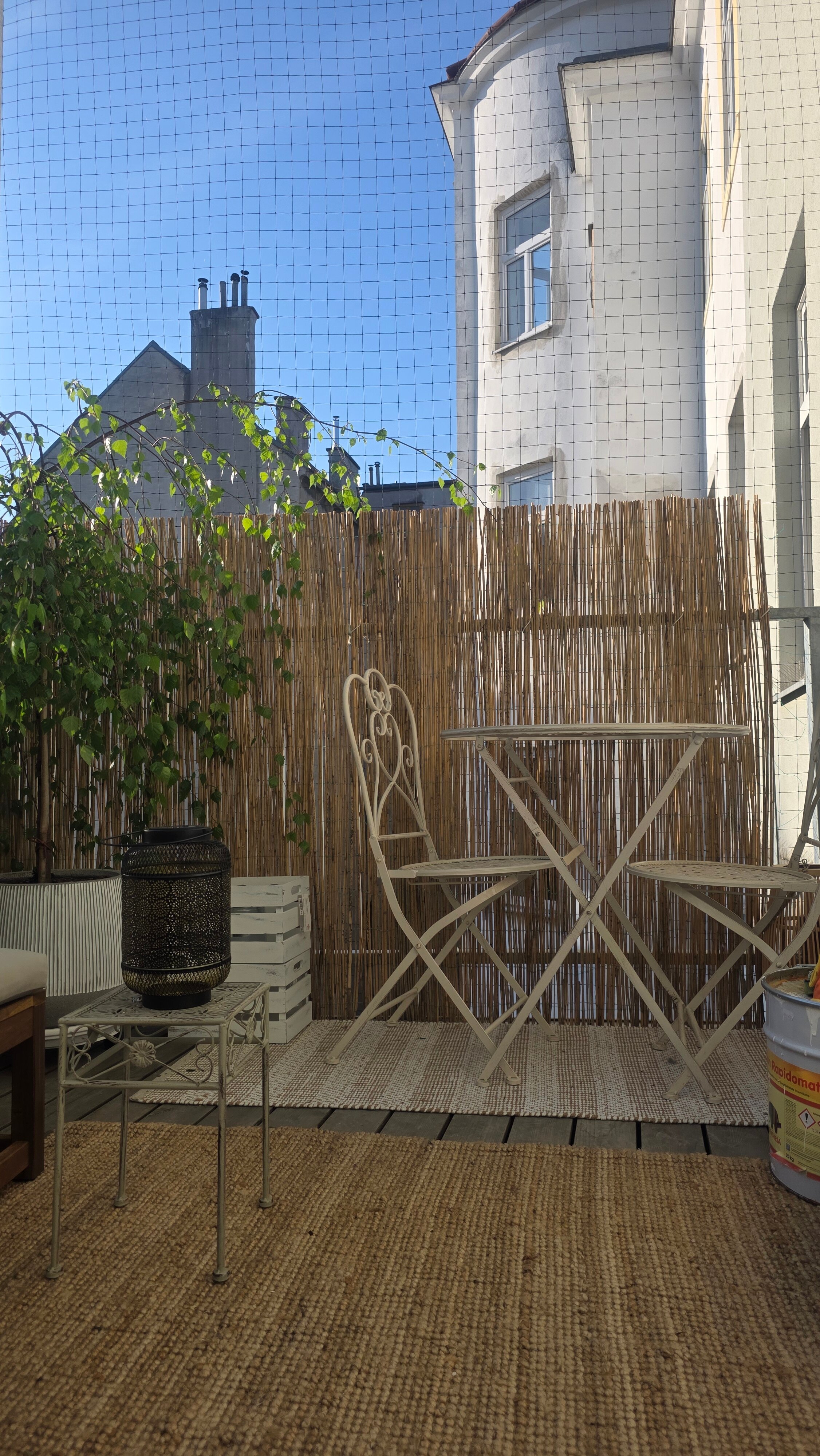 Breakfast table on the terrasse
