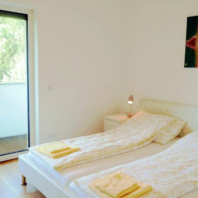 Schlafzimmer mit Balkon