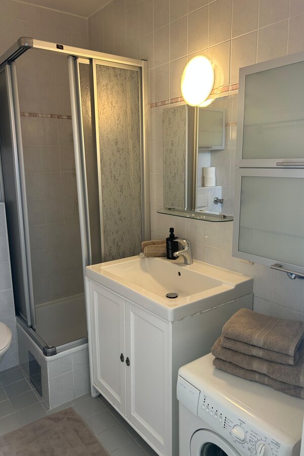 mit Waschmaschine  | © Golser-Ebner 