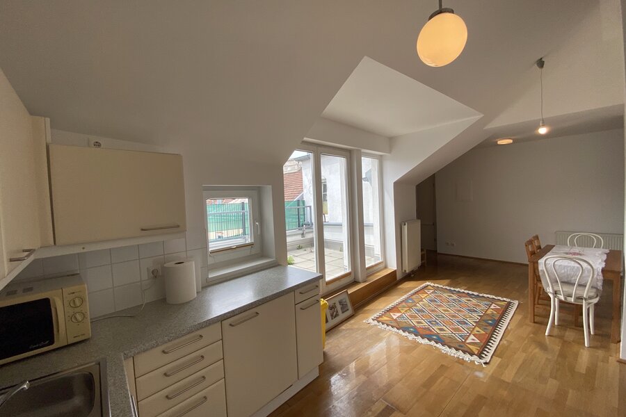 Vorzimmer & Küchenbereich