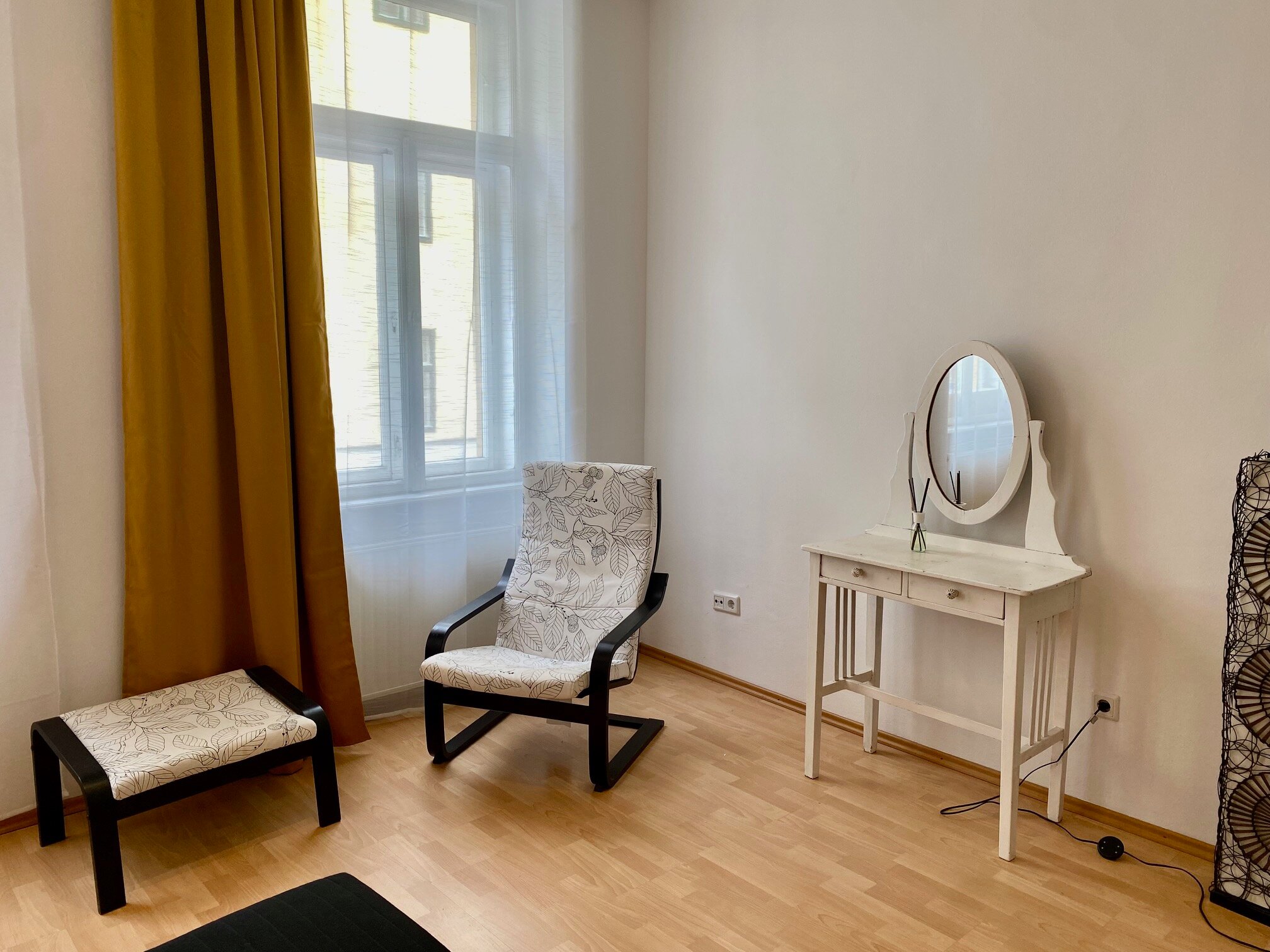 Bed room 1