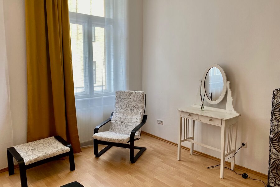 Bed room 1