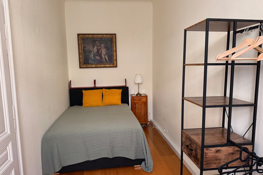 Bed Room
