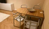 Adjustable dining table for up to 6 persons