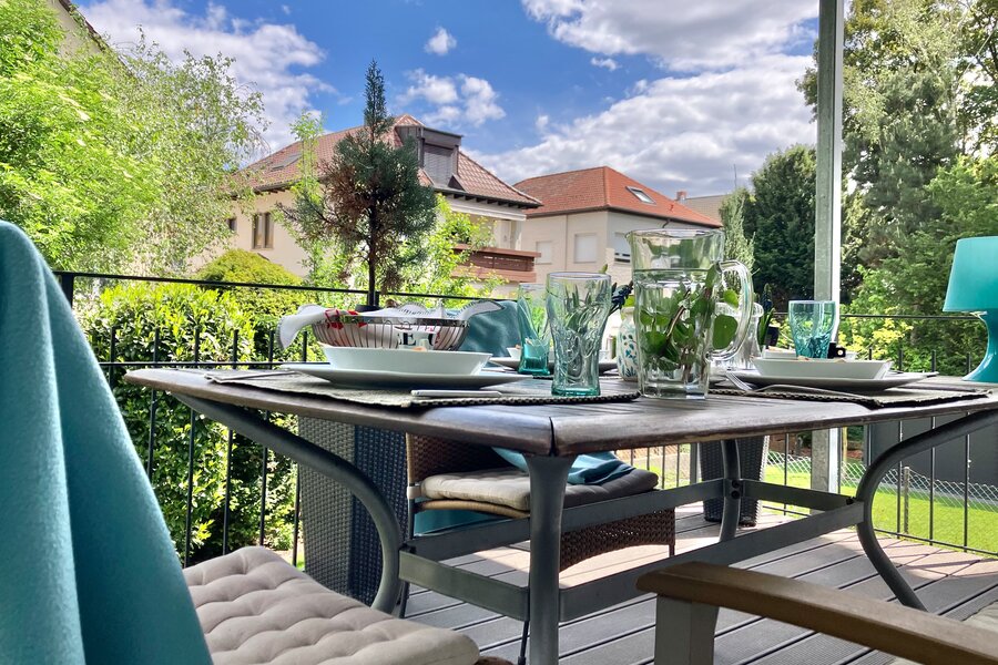 Sonnige Terrasse mit Gartenblick: 3-Zimmer Wohnung zur Kurzzeitmiete & Wohnen auf Zeit für 1 bis 6 Monate in Mannheim