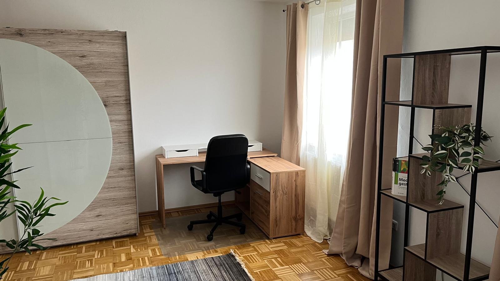 Schlaf-Arbeitszimmer