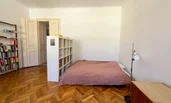 Sleeping area with flexible room divider  | © A.S.