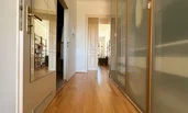 Spacious hallway with storage space | © A.S.