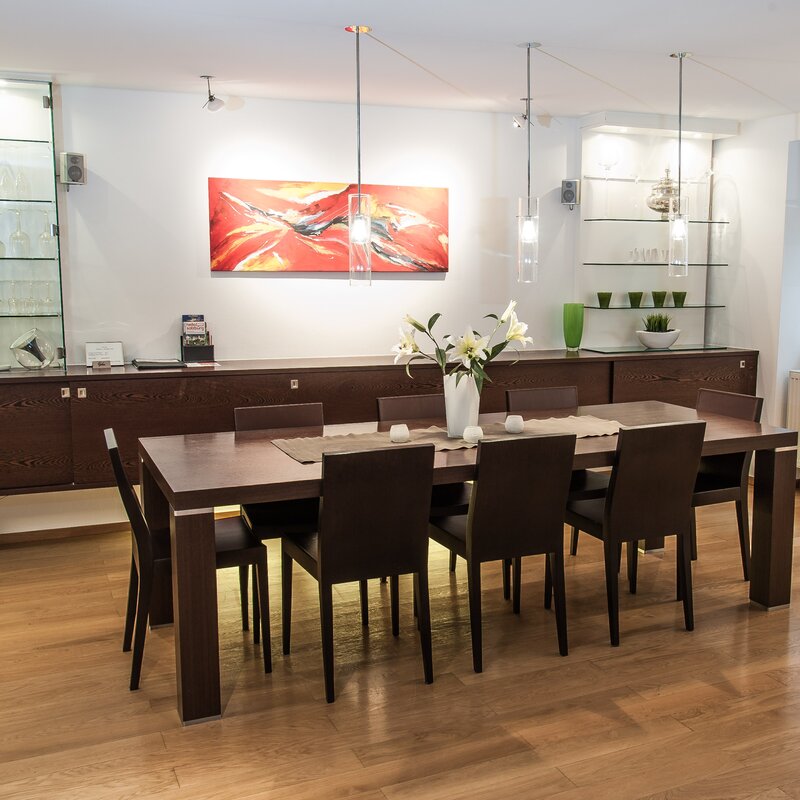 Wohnzimmer mit Esstisch