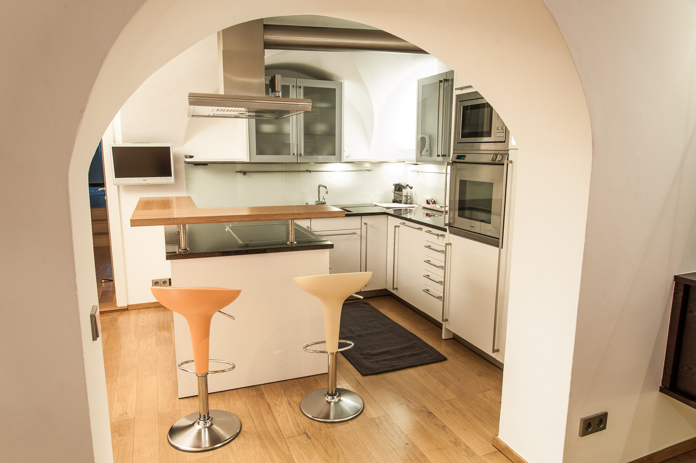 Küche, offen zum Wohnzimmer