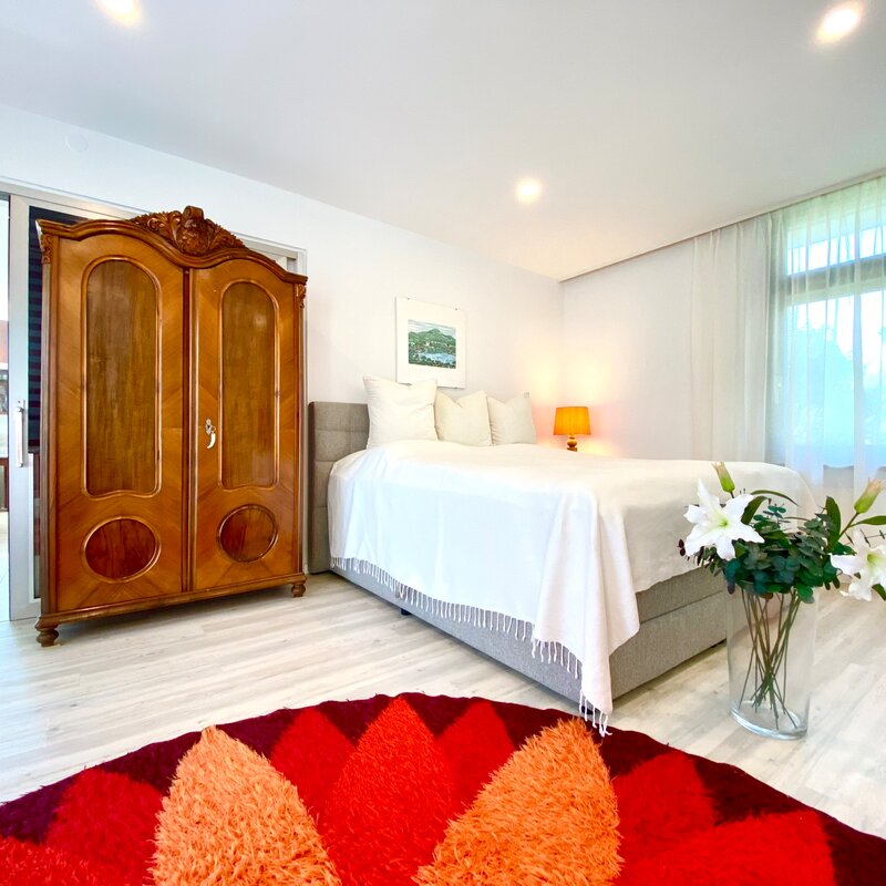 Schlafzimmer mit Doppelbett | © H. Weißenberger