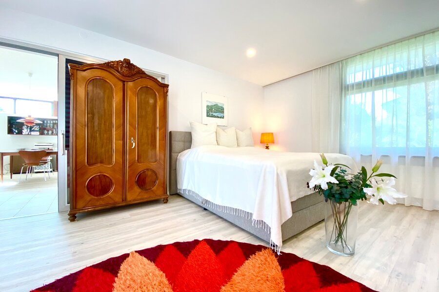 Schlafzimmer mit Doppelbett | © H. Weißenberger