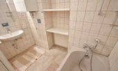 Badezimmer B