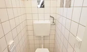 Toilette mit Fenster