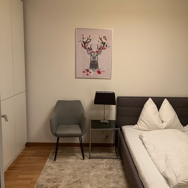 Schlafzimmer 1