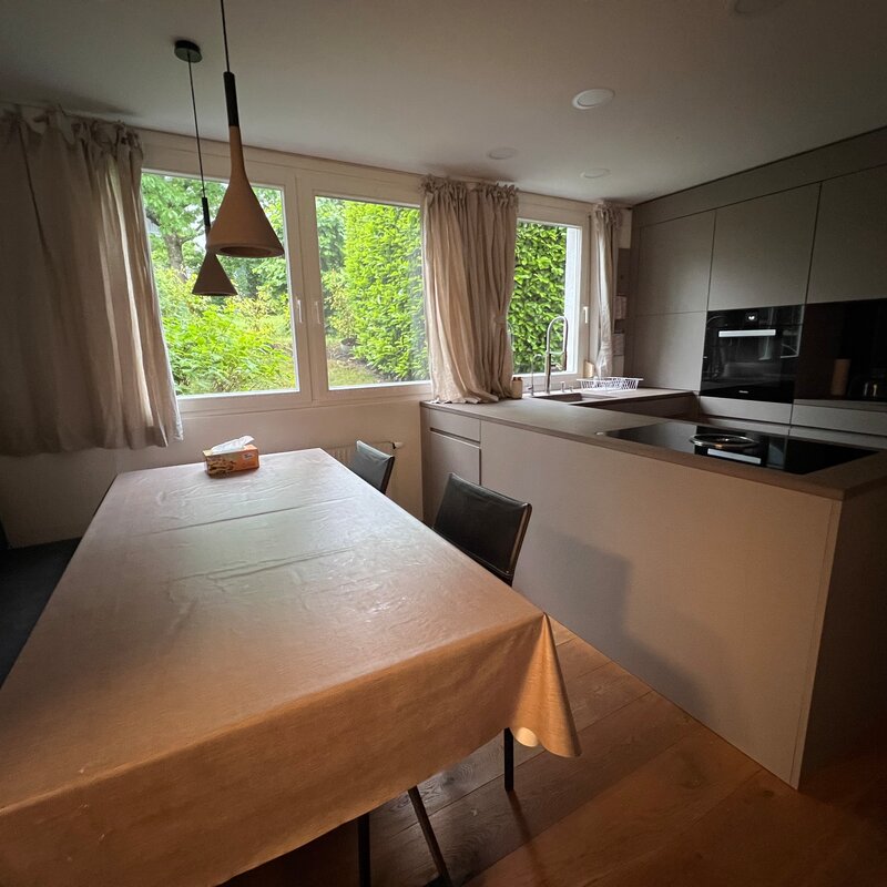 Küche und Essbereich 