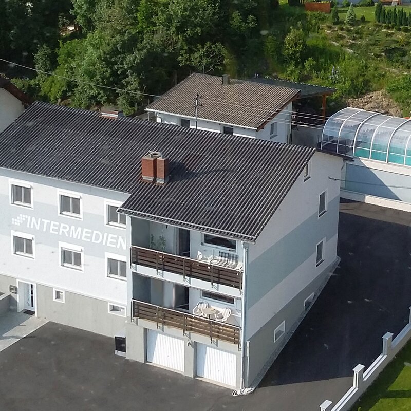 Freistehendes 4-Zimmer Apartment mit Pool – Kurzzeitmiete & Wohnen auf Zeit für 1 bis 6 Monate in Feldkirchen an der Donau