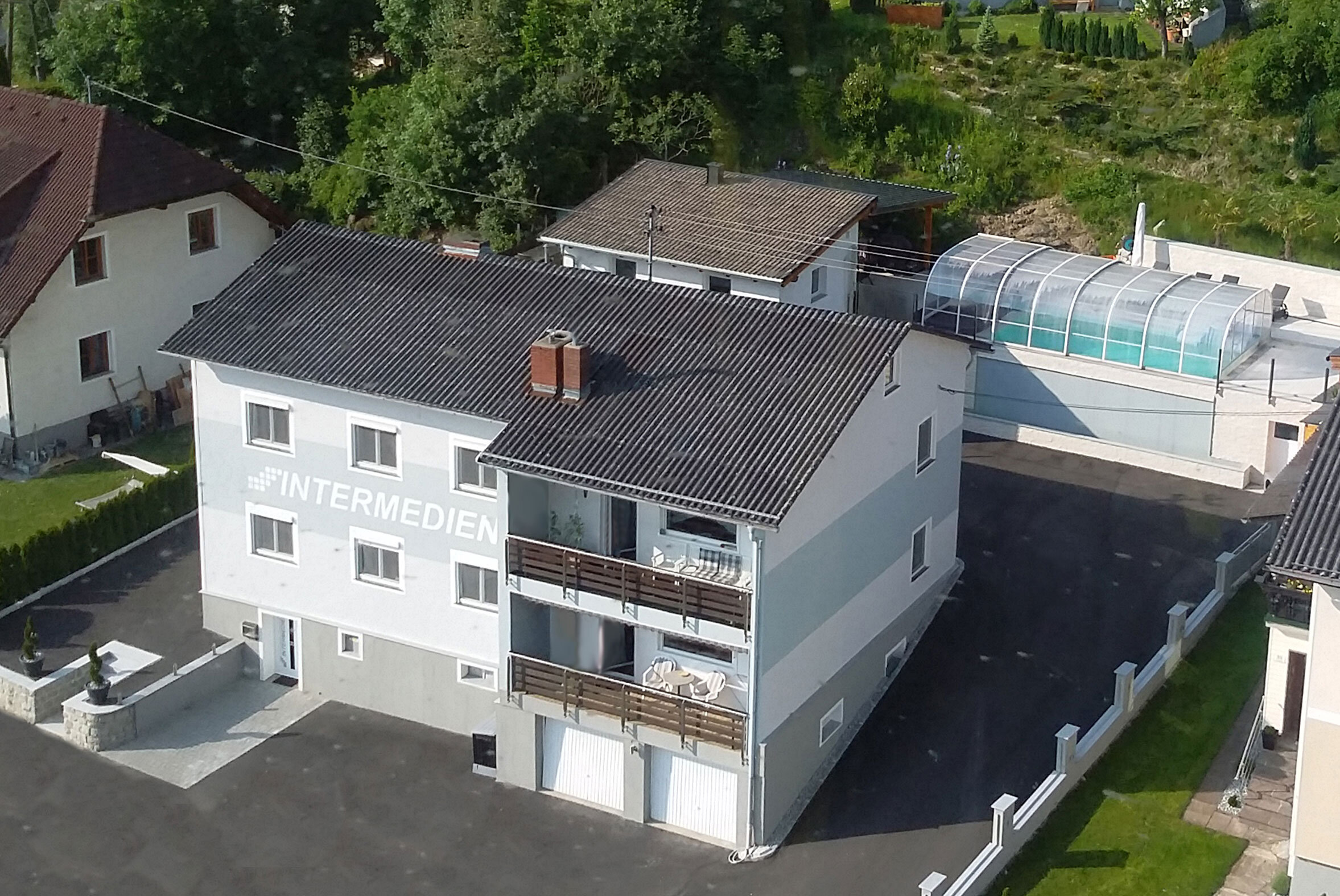 Freistehendes 4-Zimmer Apartment mit Pool – Kurzzeitmiete & Wohnen auf Zeit für 1 bis 6 Monate in Feldkirchen an der Donau