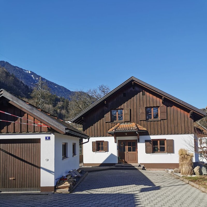 Garage und Auto Abstellplätze