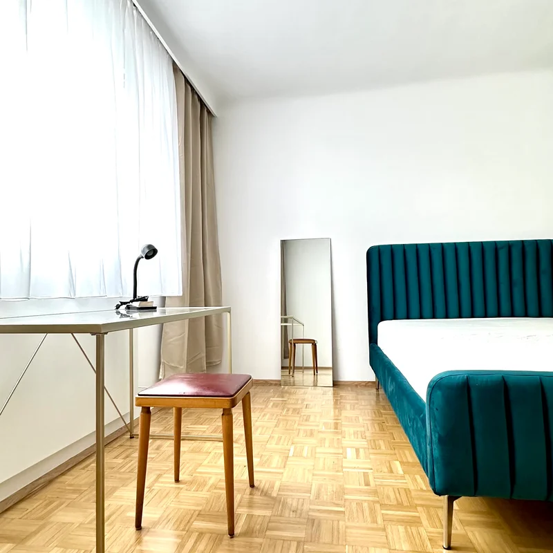 Großes Schlafzimmer 