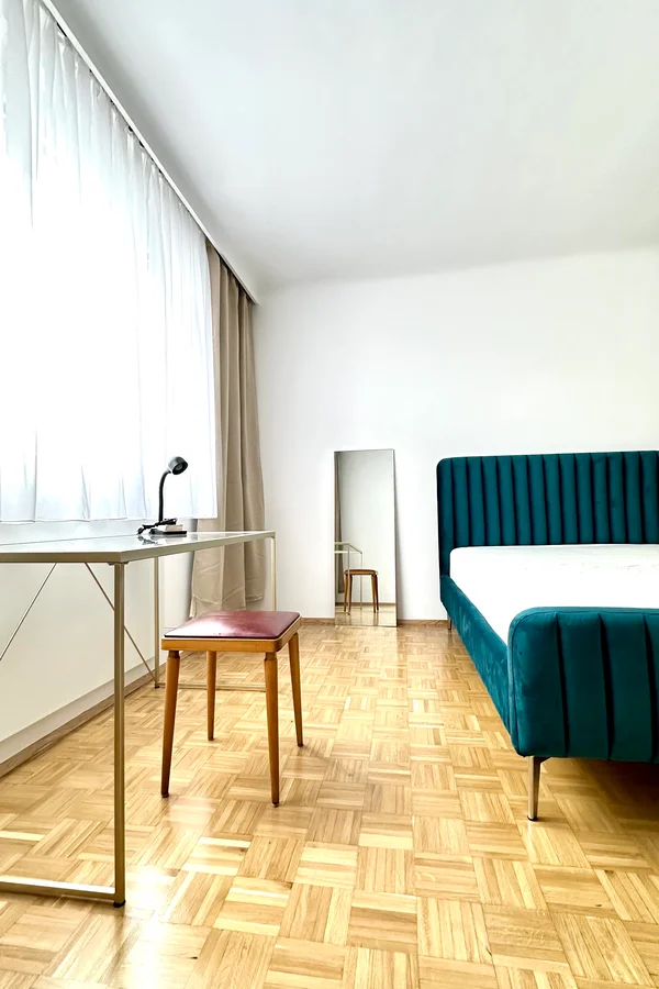 Großes Schlafzimmer 