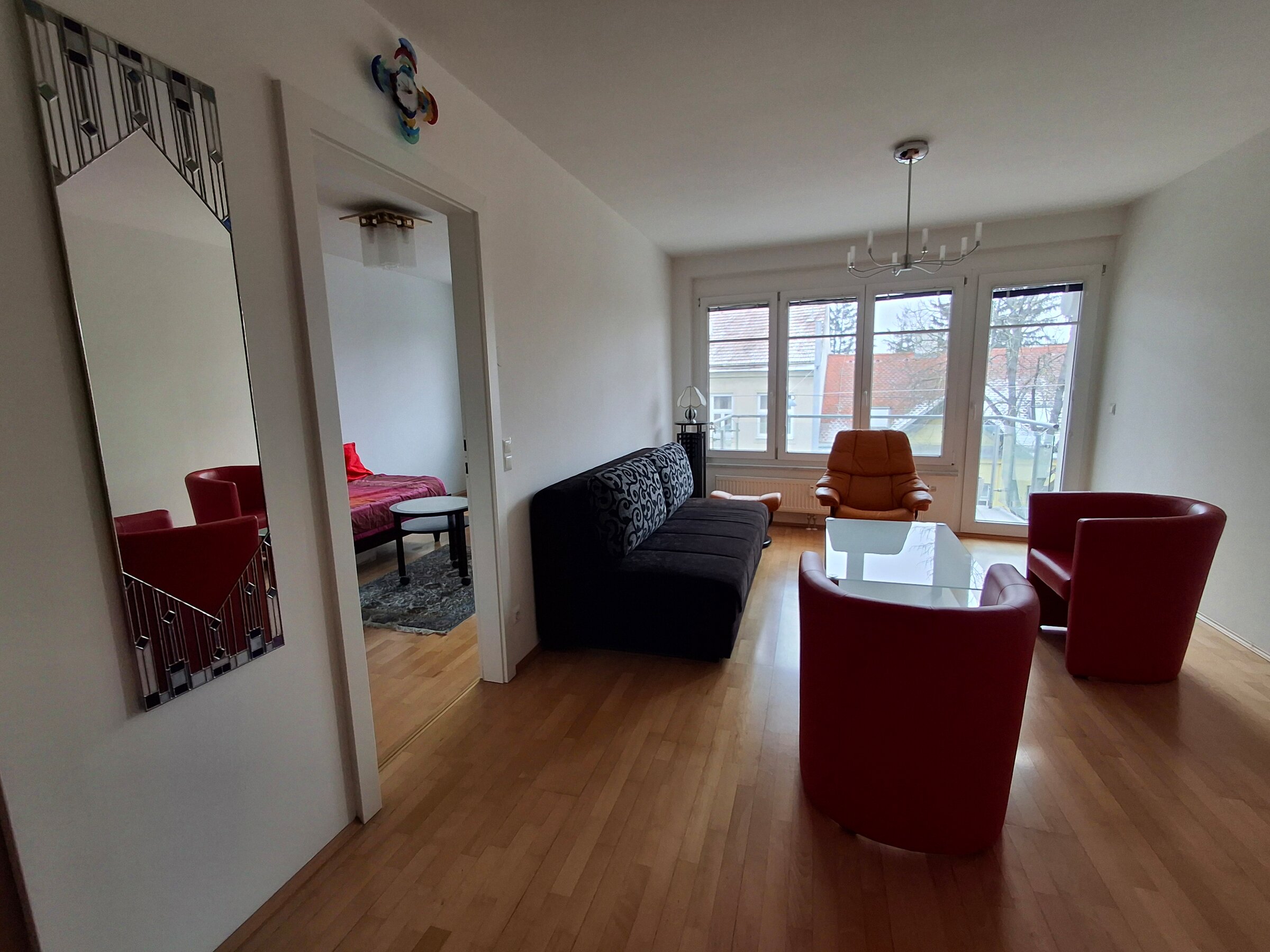 Helle gemütliche 2-Zimmerwohnung mit Balkon