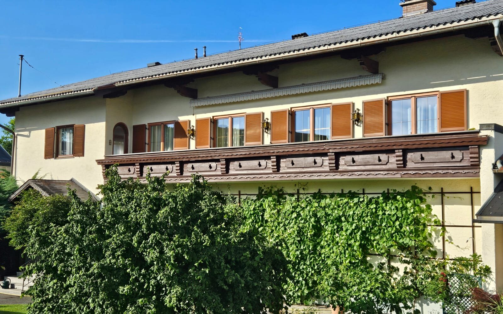 die Wohnung liegt im 1. Stock